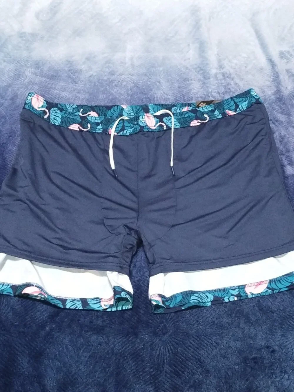 Men's Pink Flamingo Swim Trunks Size XX-Large. NWT.